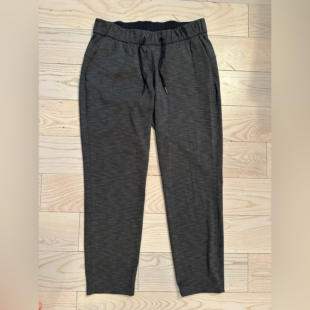 Lululemon Gray Athletic Joggers Size 8